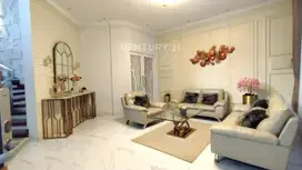 Rumah Cantik Dan Rumah Usaha Konveksi Terdapat Rooftop 7381