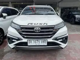 Toyota Rush 1.5 GR Sport manual 2023
