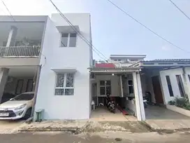 Rumah 1.5 Lantai Rapi Siap Huni di Cluster Eudora Graha Raya Bintaro