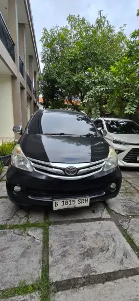 Toyota avanza 2015 matic