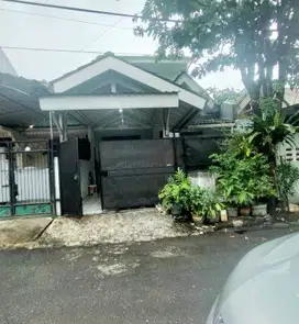 Rumah BSD di Kencana Loka, BSD