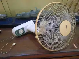 Kipas Dinding Panasonic F-EU309 – Bekas Mulus, Normal Semua Fungsi