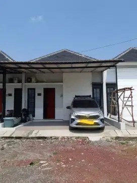 Dikontrakan rumah di beverly lake