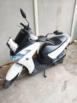Yamaha Lexi 2019 grees