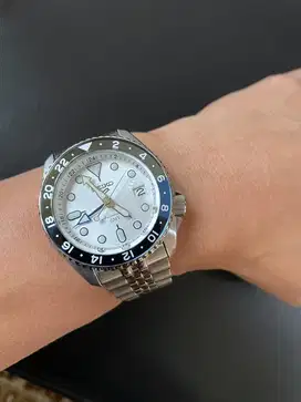 For Sale Seiko 5 Sports SSK033K1 SSK033SKX Automatic GMT White Dial