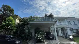 Rumah Serenade Lake Gading serpong
