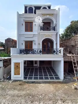 DIJUAL RUMAH BARU MEWAH DEKAT STASIUN DI JAGAKARSA RAYA