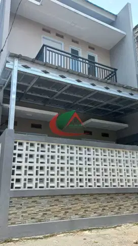 Dijual/sewa Rumah Cantik 2 Lantai di Cilangkap Jakarta Timur