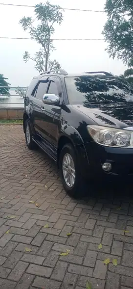 Toyota Fortuner AT 2010 Diesel