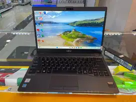 Laptop Fujitsu U938 12/256 i7 Gen 8 Second Made In Japan
