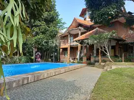 DijuaL RUMAH Villa Strategis Daerah Cimenyan Bandung