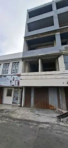 Ruko Darmo Prak 1-A No 8 Kel Pakis Kecamatan Sawahan Surabaya