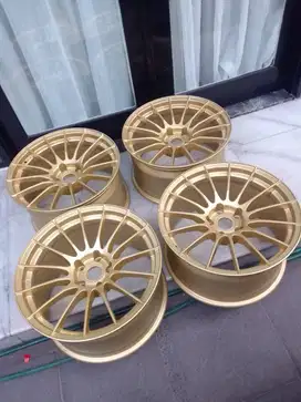 Enkei RS05RR 5x114.3 18x9.5 +22 Made in Japan
