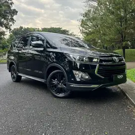 Toyota Innova 2.4 Venturer Diesel 2018