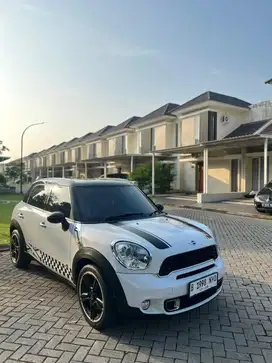 Mini Cooper Countryman 2012 Putih Interior Bagus bgt Warna Langka