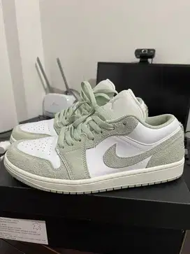Air Jordan 1 Low SE Seafom