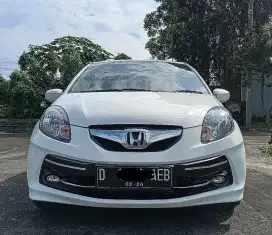Antik Low KM 40rb BRIO E M/T 2016 Lkp Istimewa