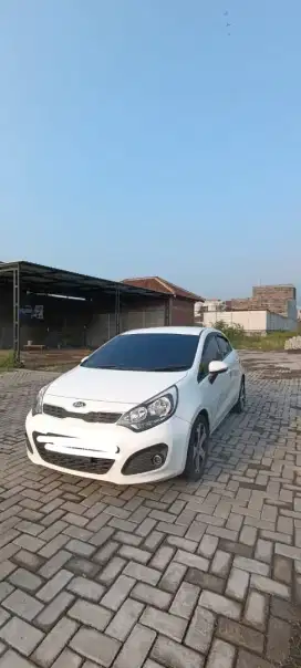 Kia Rio 2013 Bensin Manual