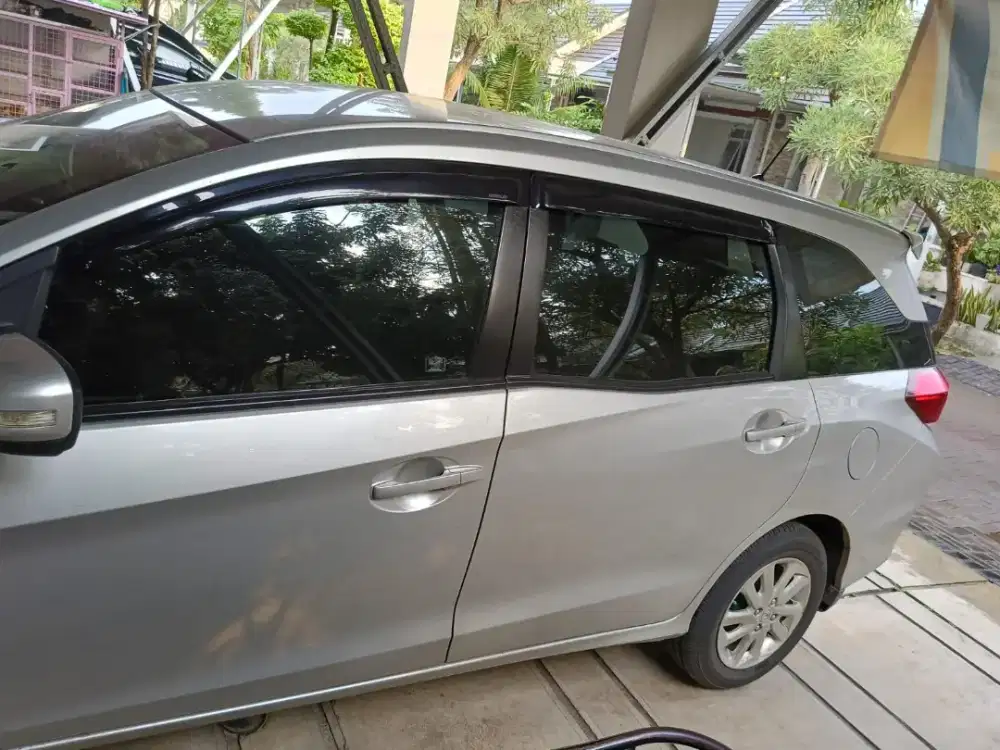 Honda Mobilio E-CVT