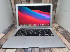 Macbook Air 2015 4/128 core i5 13 inchi
