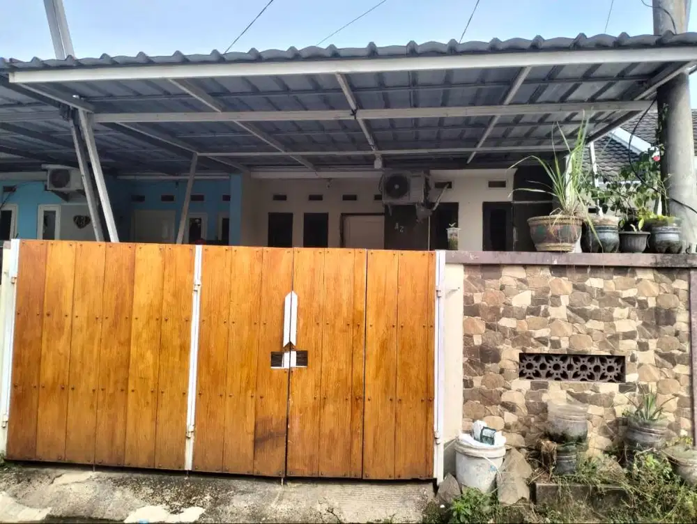 Dijual  Cepat Rumah dekat Bukit Dago, Pamulang, Depok, Parung