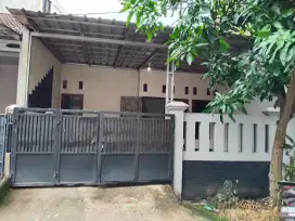 Di kontrakan rumah vila nusa indah 3
