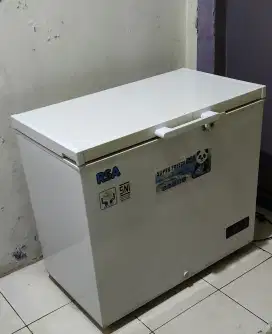 Dijual Cepat FREEZER RSA