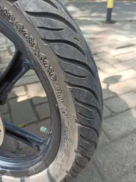 Ban motor ring 14