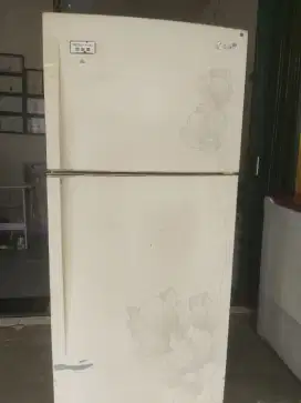 Kulkas LG pintu 2 jumbo