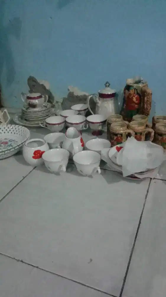 Jual peralatan minum full set cangkir dan teko