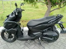 Dijual Vario 160 2022 + (bonus) helm new NHK (450rb)