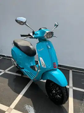 VESPA SPRINT S IGET ABS 2022 (km 3rb perak)