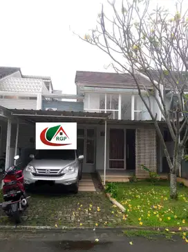 Disewakan Rumah Cluster The Dense Perumahan Citra Grand Cibubur