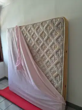 Kasur springbed 180x200
