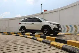 [KM 2RB][TDP5JT] Toyota Rush S GR AT Matic 2025 trd