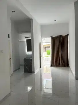 Disewakan Rumah Rapih Luas 120mtr di Lippo Karawaci Tangerang