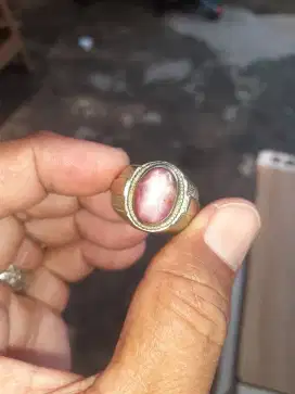 Batu cincin Ruby