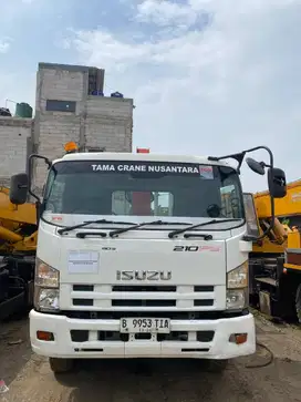 Dijual TMC (Truck Mounted Crane) 5 Ton Merk Isuzu