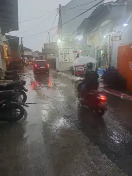 kontrakan hj roni