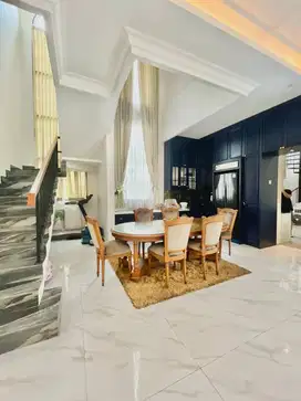 Dijual Rumah Taman Puspa Raya Citraland TPR , MURAH