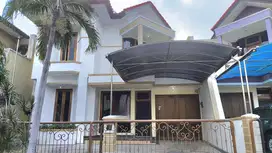 DHARMAHUSADA REGENCY - RUMAH SEMI FURNISHED DI LINGKUNGAN EKSKLUSIF