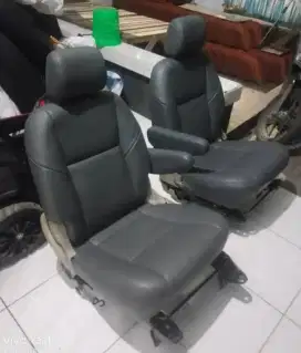 Jok inova capteinseat tengah ori