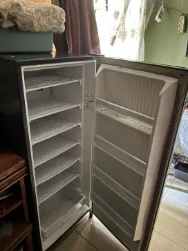 Kulkas Freezer 1 pintu Merk Panasonic
