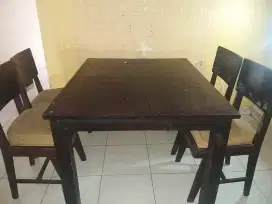Meja Makan Jati Antik 4 Kursi Bekas