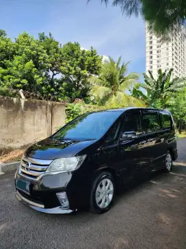 Nissan Serena HWS AT 2013