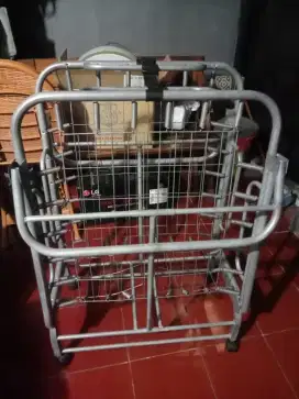 PRELOVED BETA Folding Bed (Kasur Lipat) Tanpa Kasur, Bagus Mulus