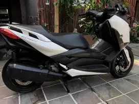 DI JUAL CEPAT YAMAHA XMAX 2017, MULUS, TERAWAT, PEMAKAIAN PRIBADI