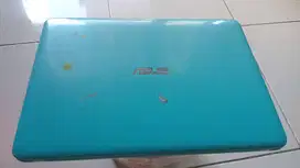 Dijual laptop asus bekas pemakaian sendiri