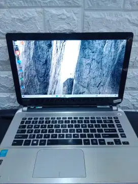 jual cepat, laptop Toshiba satelit E45