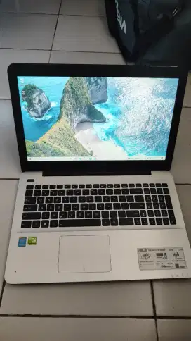 LAPTOP ASUS CORE i5